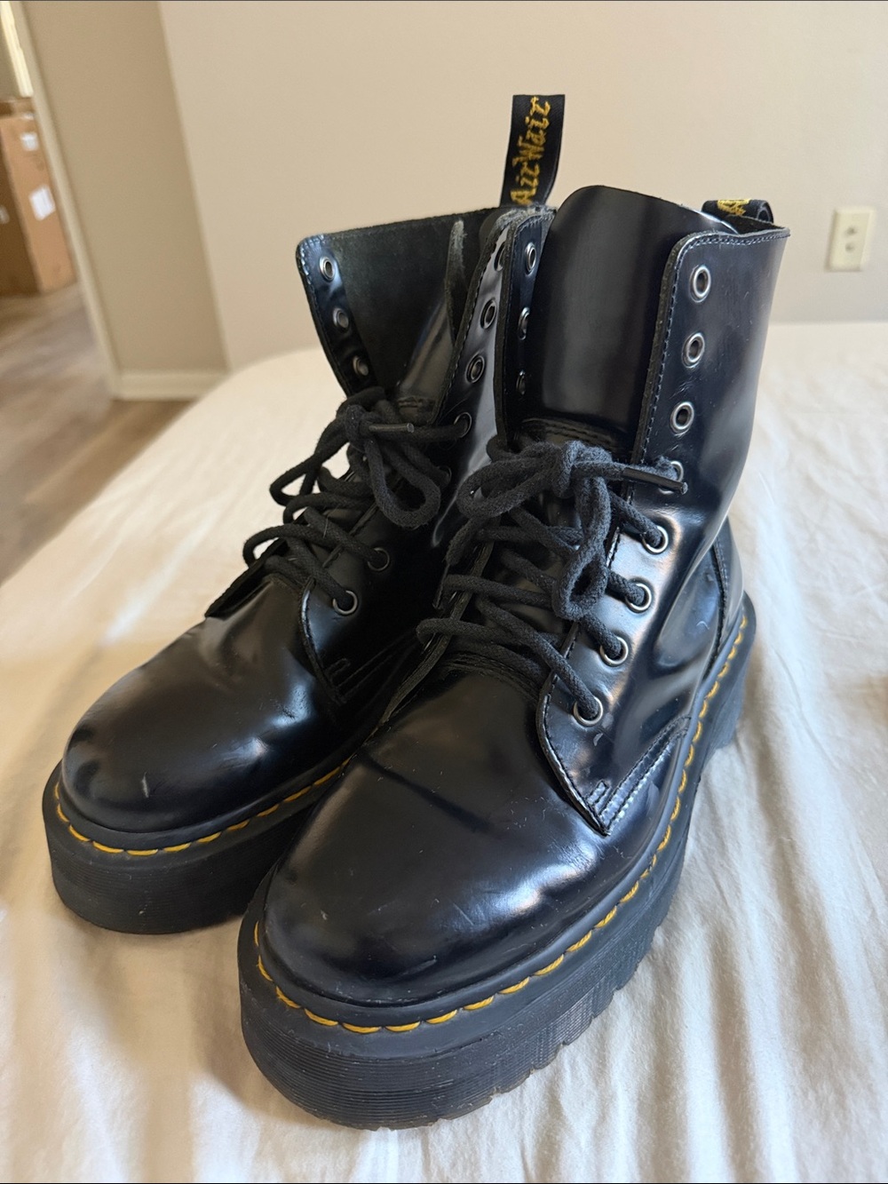 Dr Martens Jadon Smooth Leather Platforms - Picture 2 of 8